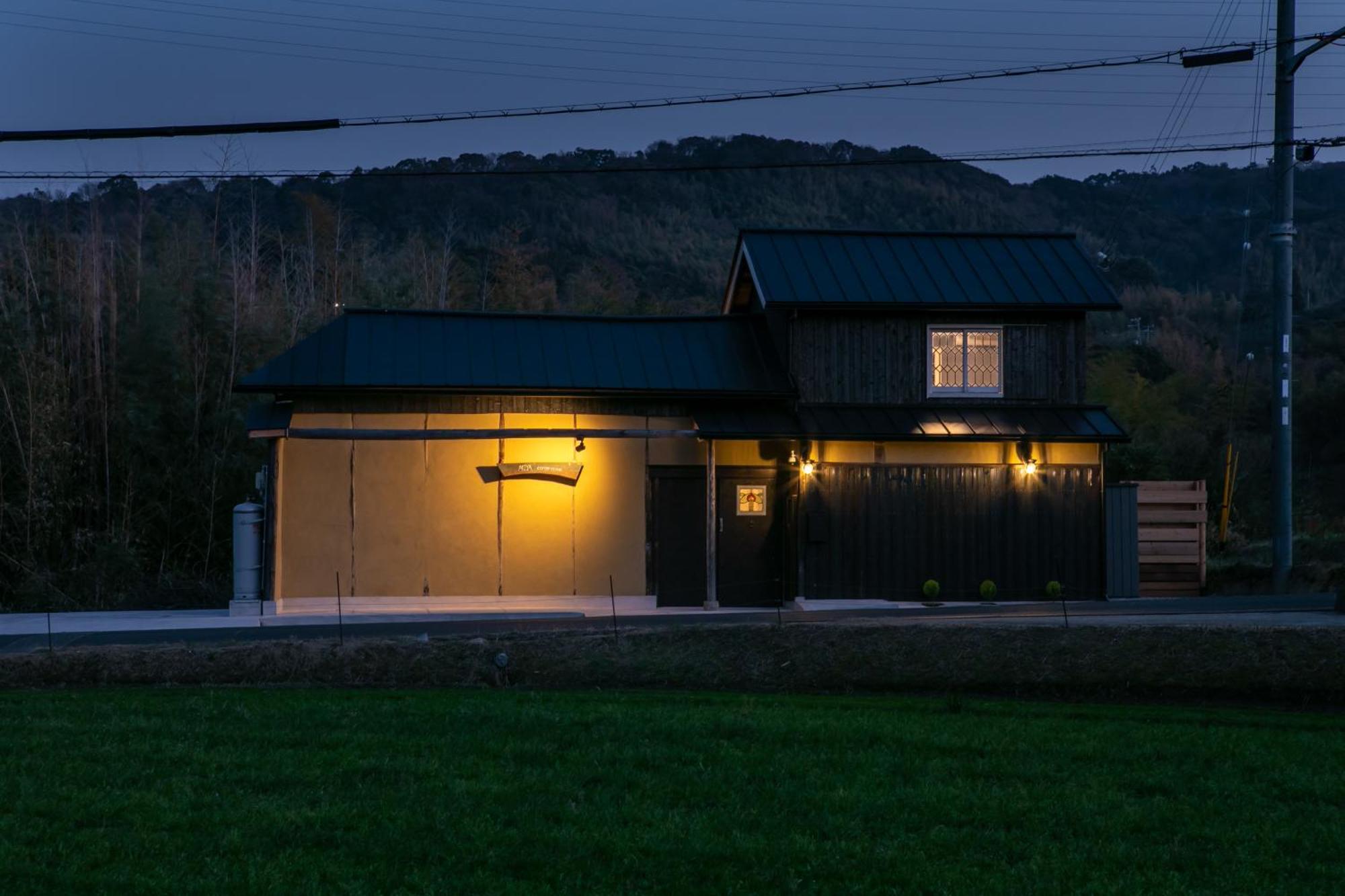 サウナとドッグラン付きのアンティーク古民家宿 Akiya Cornerstone Awaji Eksteriør billede